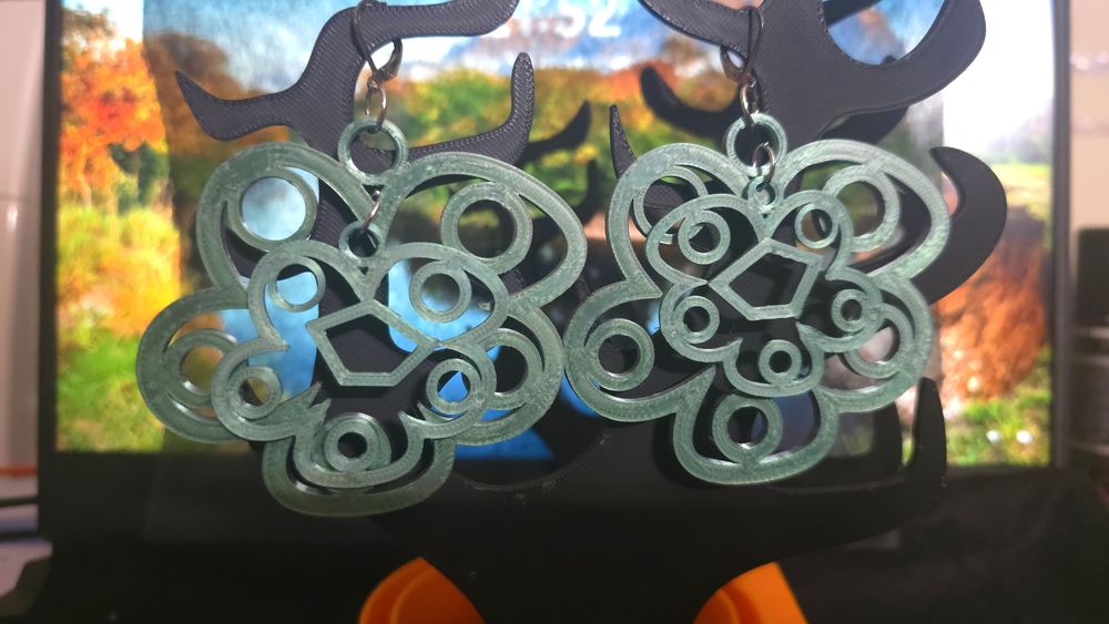 Brincos diversos  impressos em 3D