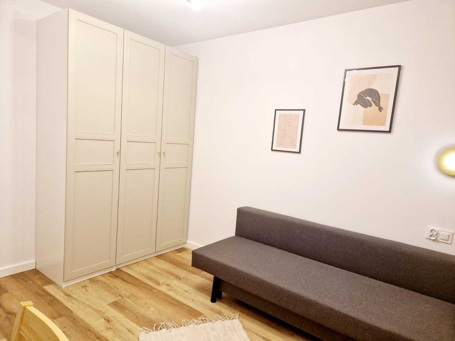 Pokój dla dziewczyny/kobiety