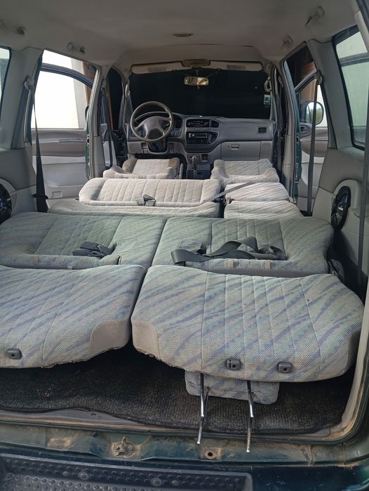 Mitsubishi space gear 1999 classe 1  8 lugares