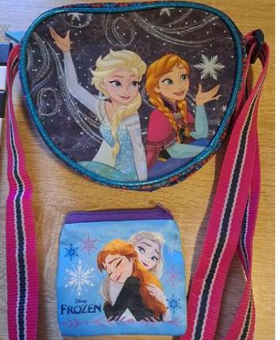 Продаю сумочку для дівчинки.