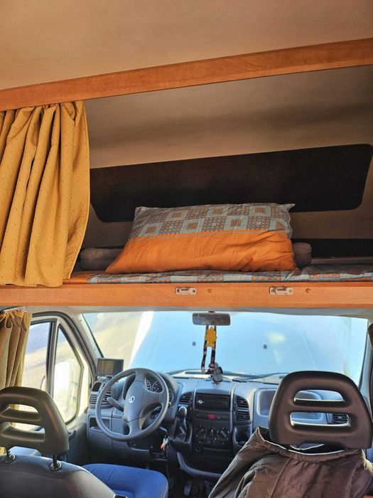 AUTOCARAVANA EXCELENTE ESTADO MUITO ESTIMADA