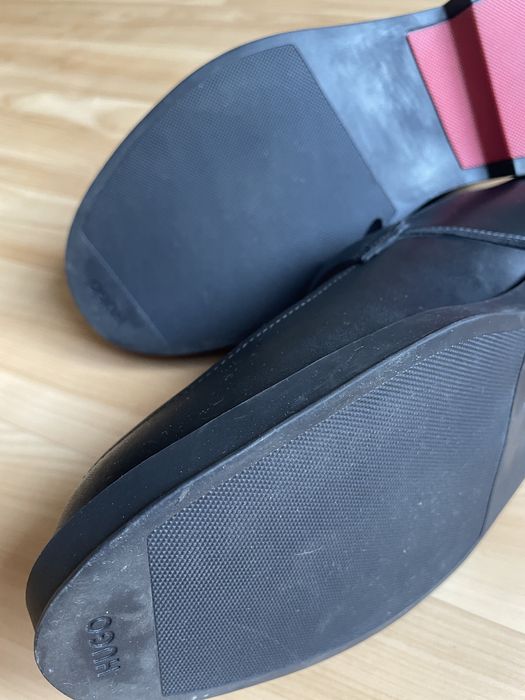 Продам туфлі, лофери hugo boss. 28,5см