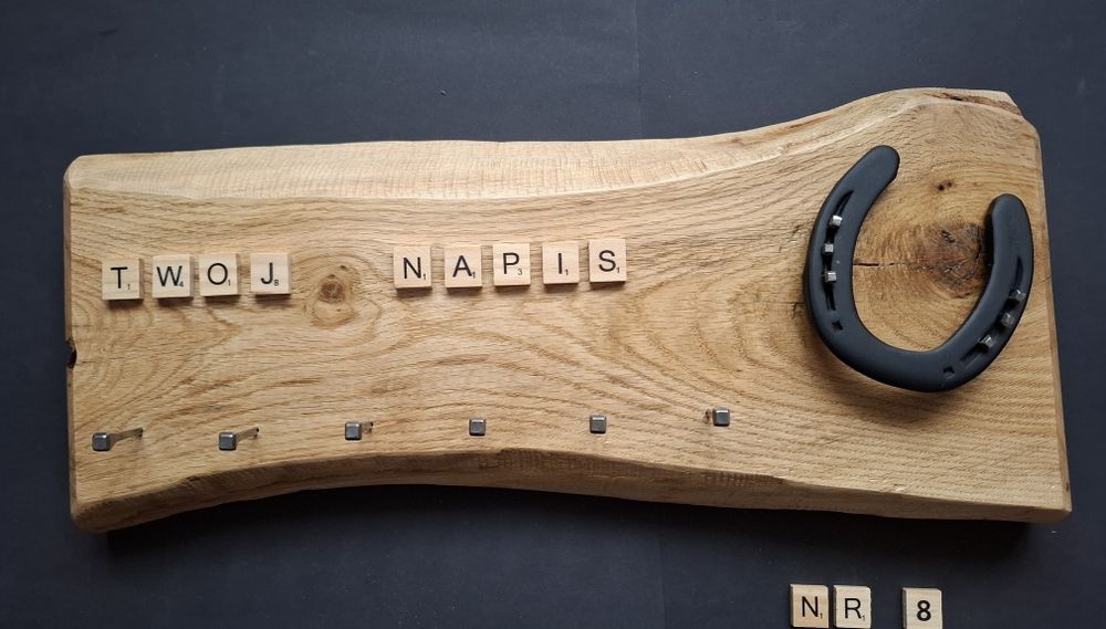 Wieszak na klucze, podkowa na szczęście, nietypowy prezent.