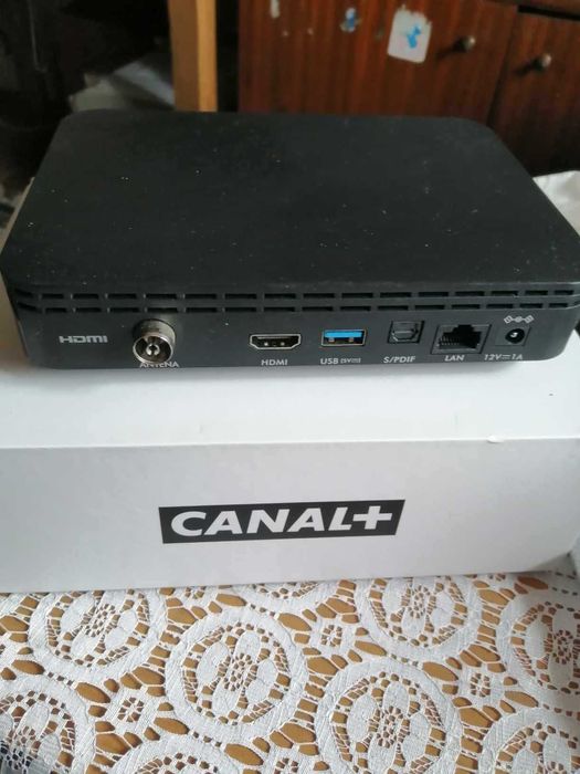 Canal+ Box HD HY4001 z wejściem na antenę naziemną. Gilowice • OLX.pl