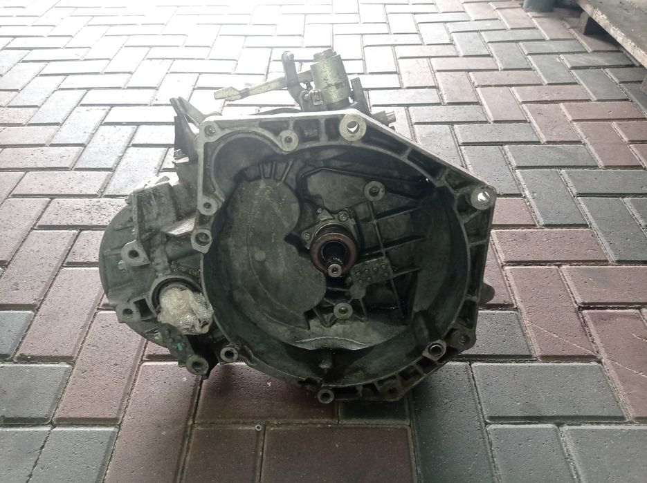 Коробка передач 1.9 6-ст. механическая Opel Astra h Zafira B КПП МКПП