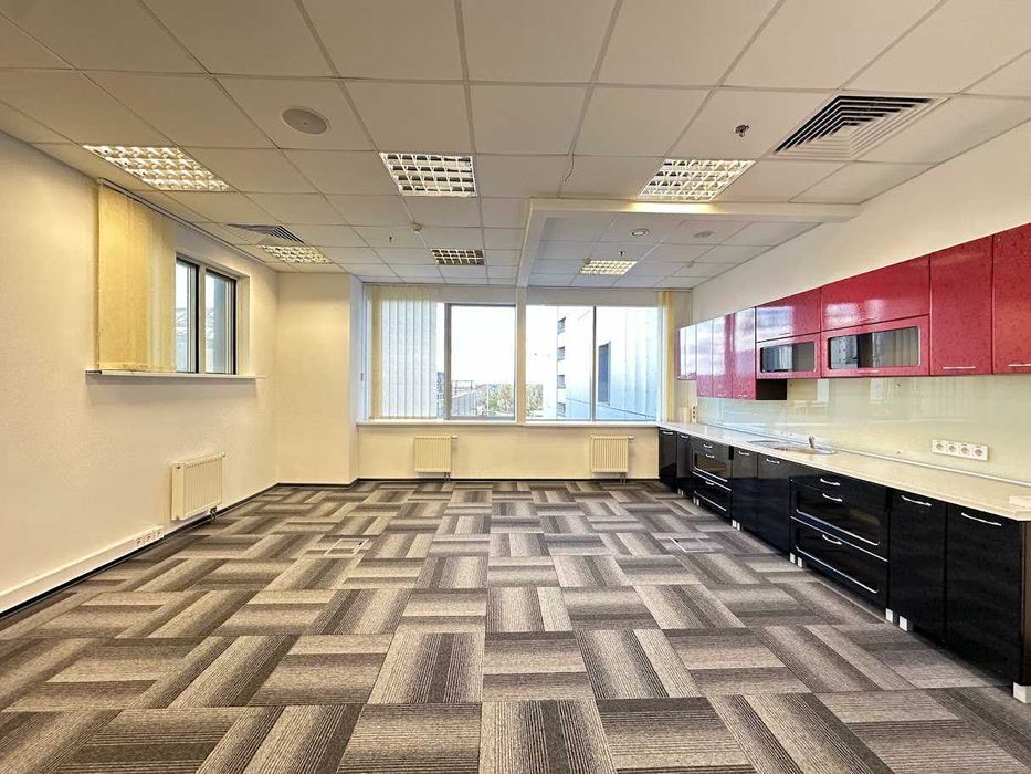 Оренда офісу 740 кв.м. у БЦ Європа — окремий поверх для вашого бізнесу