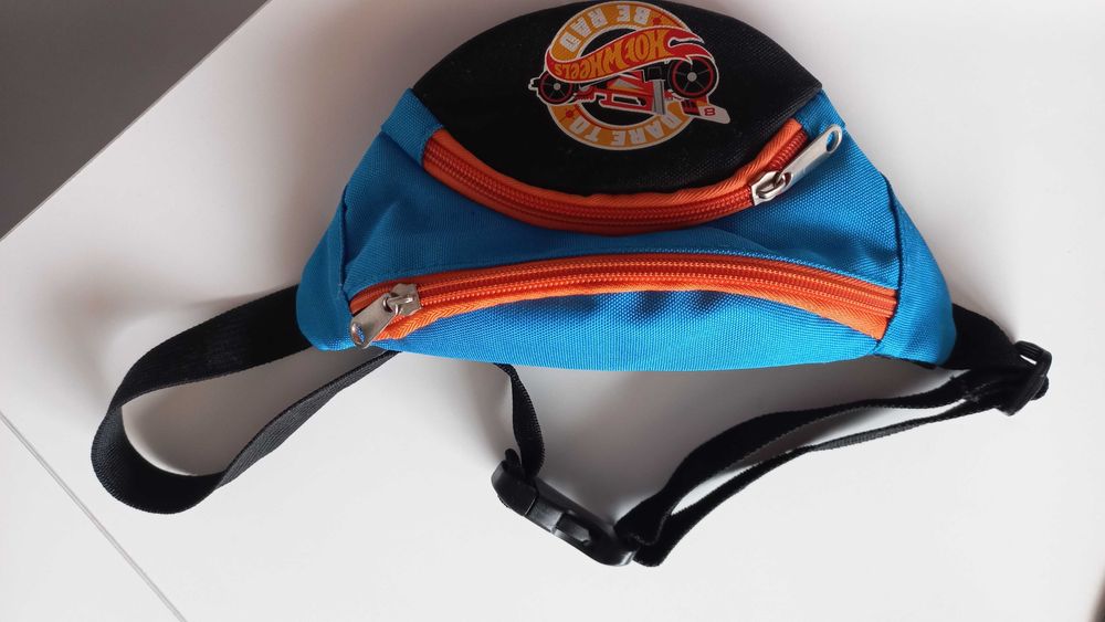 Saszetka nerka torba hot wheels dla chłopca