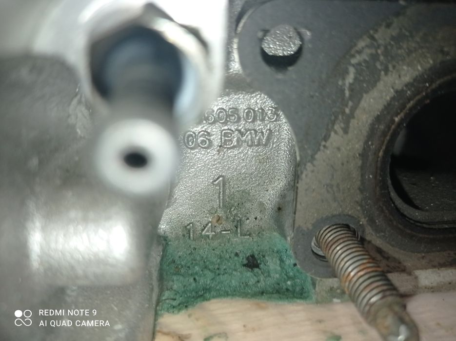 Głowica silnika prawa 4.4 V8 N63b44D BMW