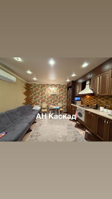 Продам дом кирпичный из 2х этажей.ХТЗ.