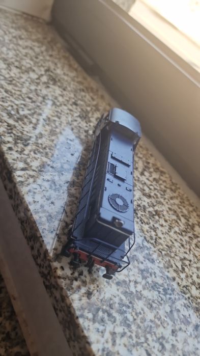 Varias locomotivas cp para venda .