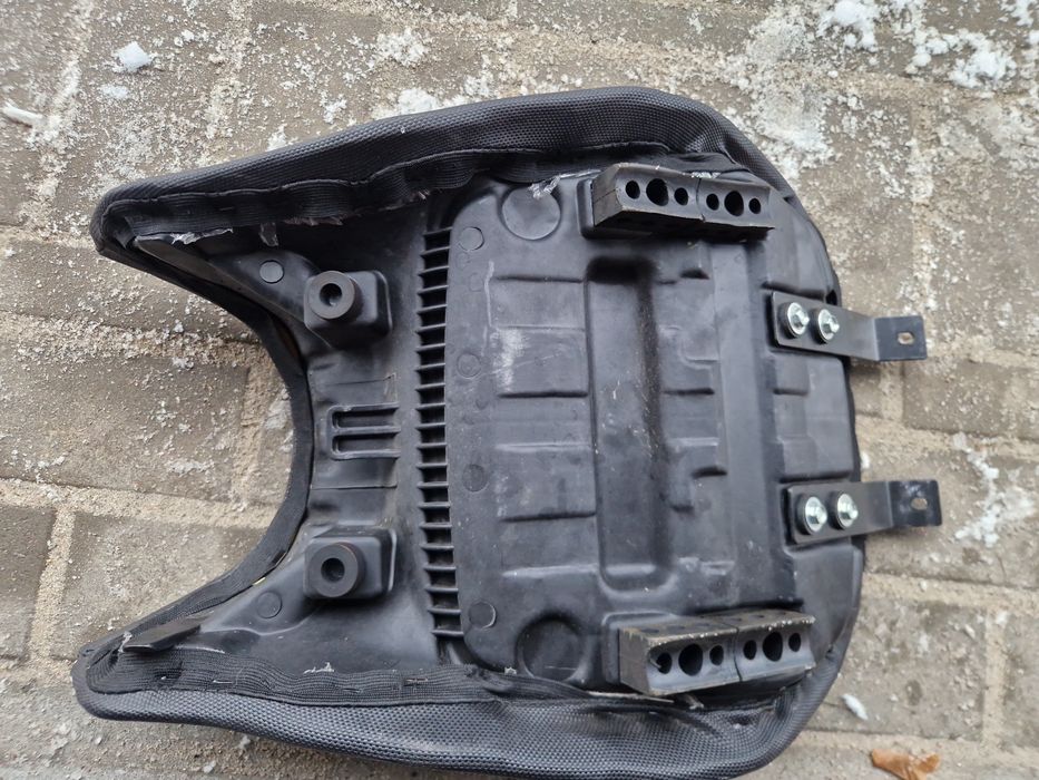 Siedzenie obniżone do Benelli TRK 502