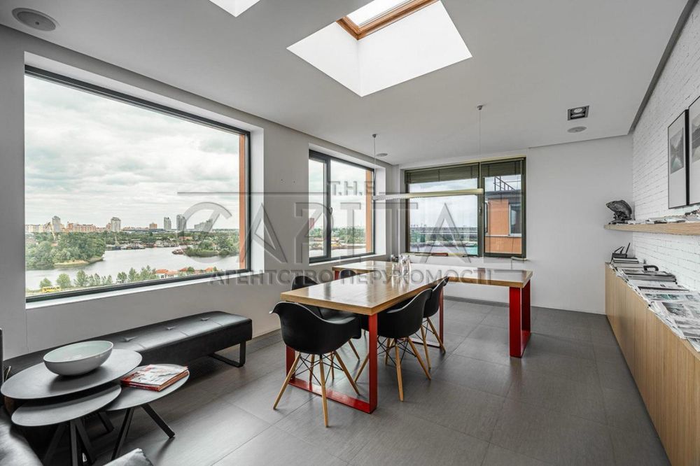 Продажа офиса, ул. Почайнинская, Подол