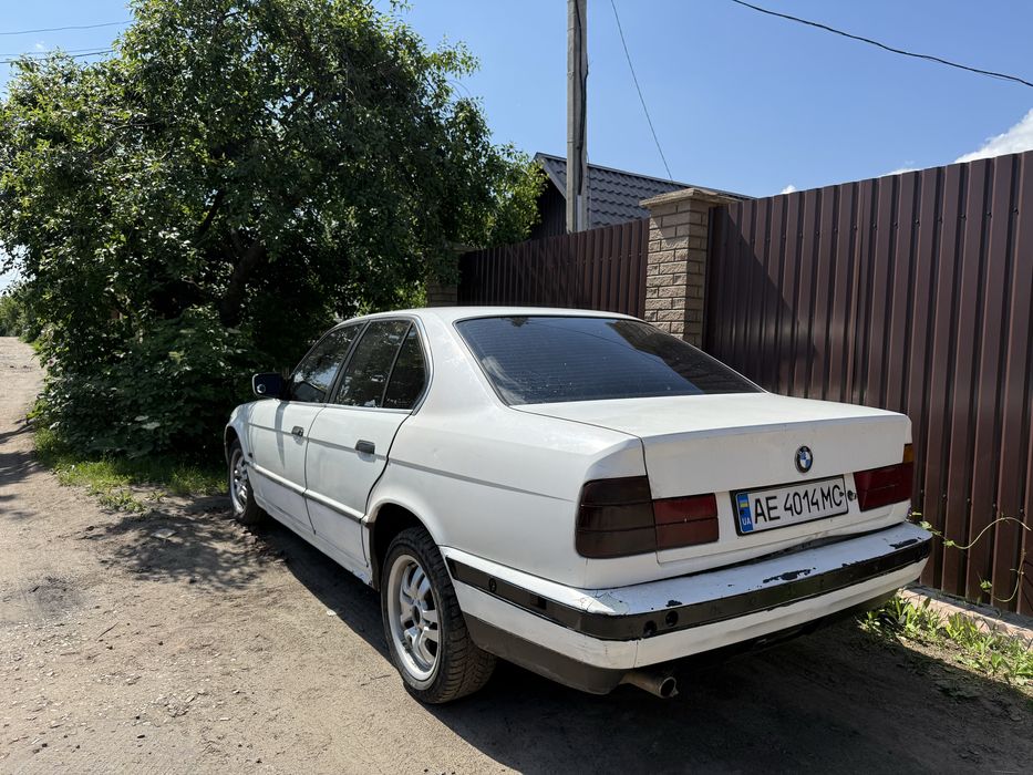 BMW e34 520i. M 20 B 20