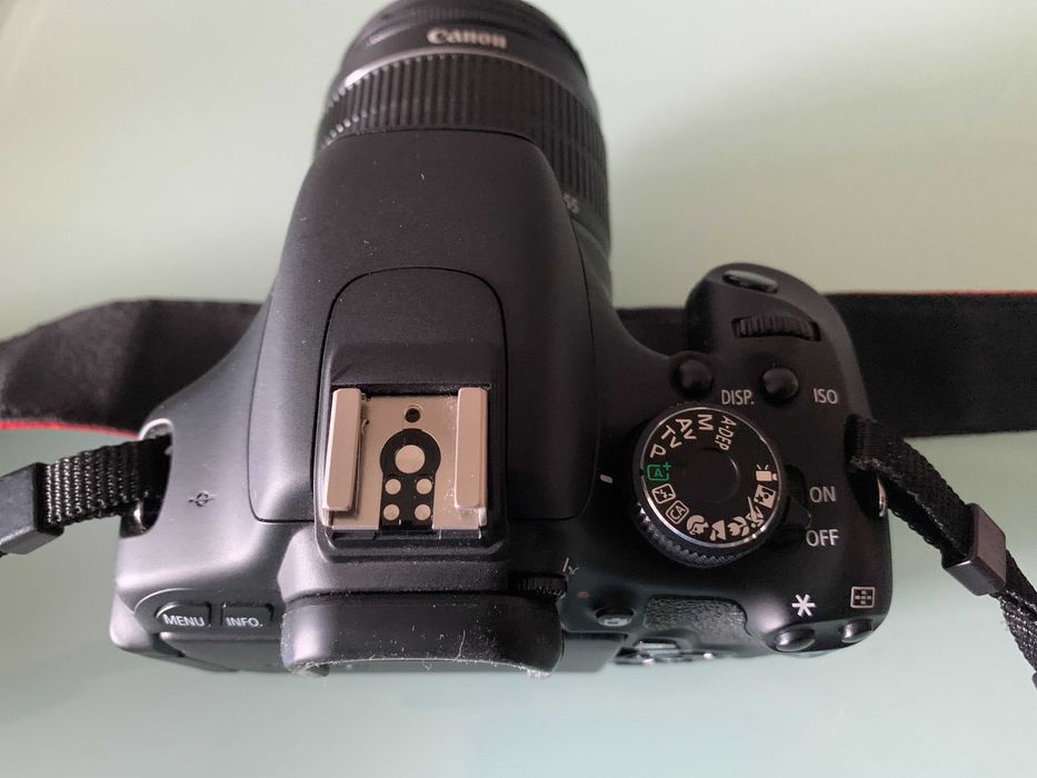 Máquina Fotográfica Canon EOS 600D Reflex. NOVA