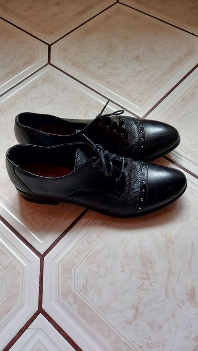 Buty  skórzane damskie  Lasocki roz. 41