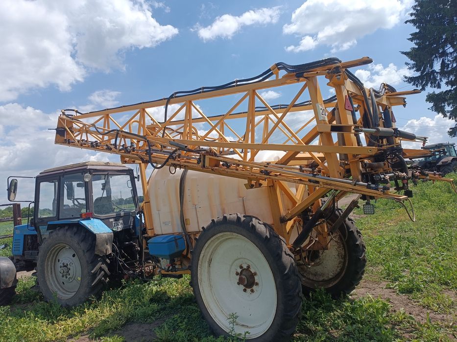Продам оприскувач богуслав