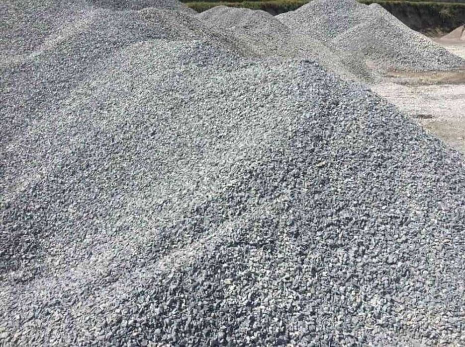 Пісок,(митий)Щебінь,Відсів,Чорнозем,Перегній,Дрова,Обрізки(дуб,сосна)