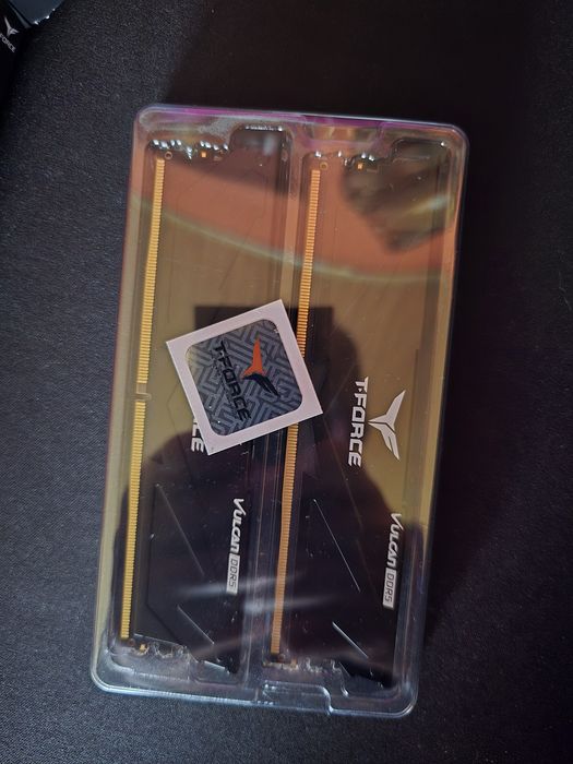 Memória RAM T-Force Vulcan DDR5 16GB (2x8GB) 5200MHz