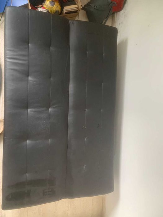 Sofá Cama -1,86m Comprimento / 1,16m Largura