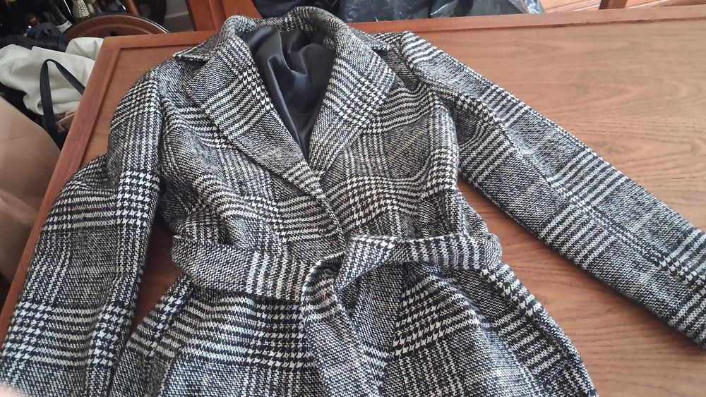 Roupa, calçado,  bijuteria