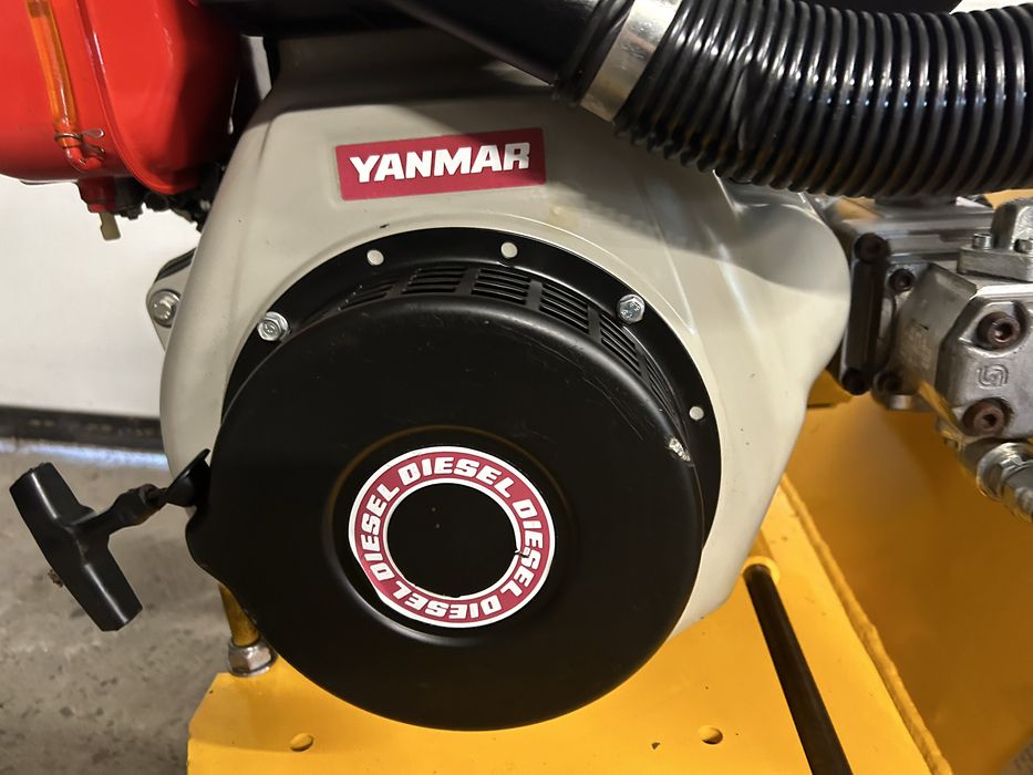 Spalinowa frezarka do betonu Bartell SPE BEF 320