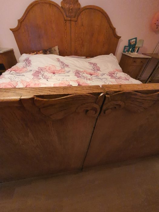 Sprzedam komplet mebli sypialnianych