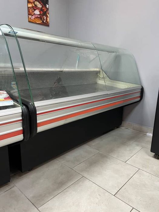 Продам холодильні вітрини