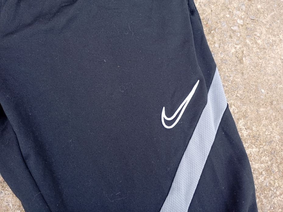 Спортивні штани Nike Dri Fit розмір L