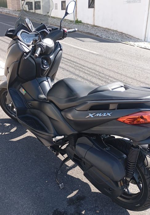 Yamaha X-max 125