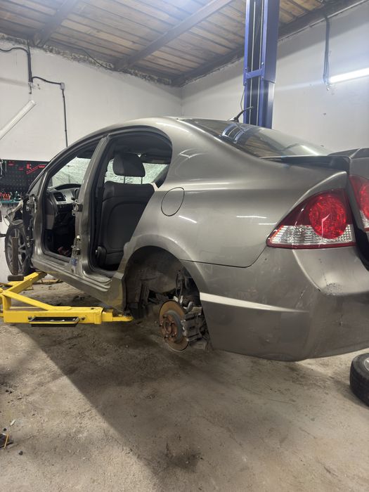 Розборка Honda civic 4D 1.3 гібрид хонда цівік разборка