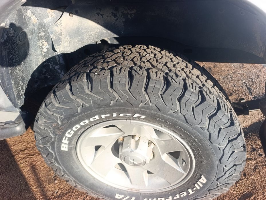 Mitsubishi Strakar 4x4