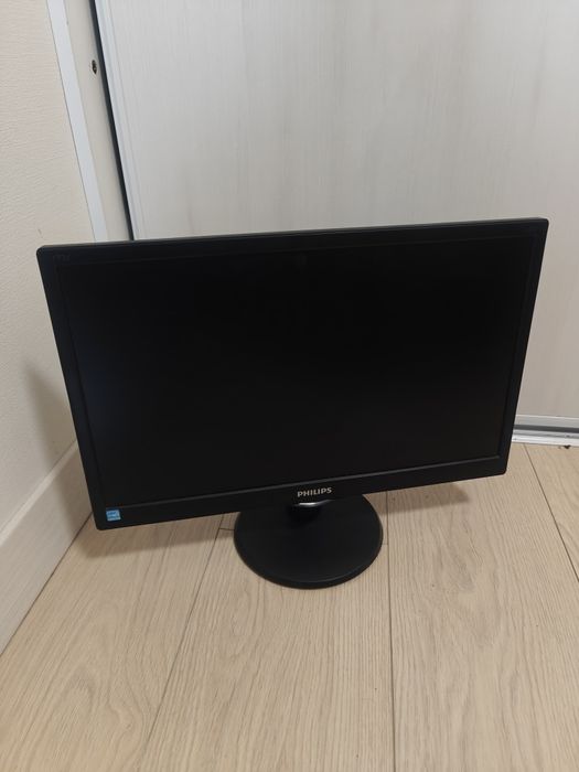 Монітор 19" Philips 193V5L