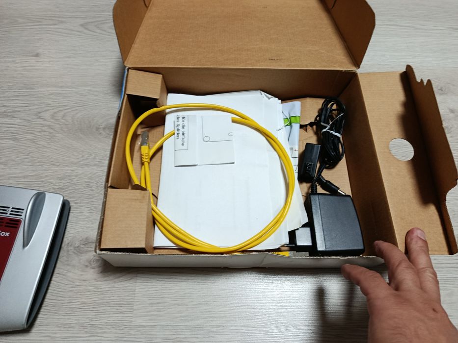 Беспроводной маршрутизатор (роутер) AVM FRITZ!Box 7390.