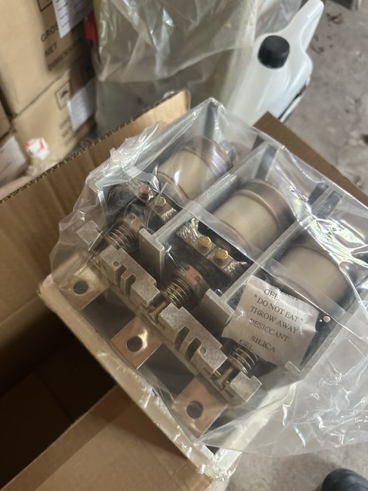 Контактор вакуумный CKJ5-1,14/250A