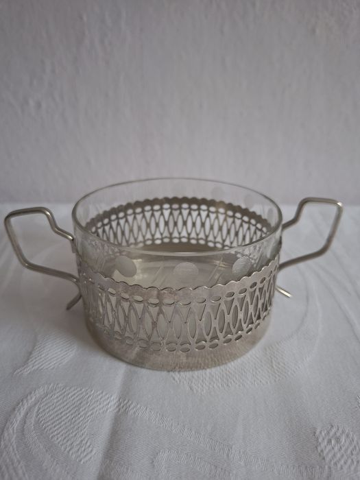 Cukiernica w koszyczku