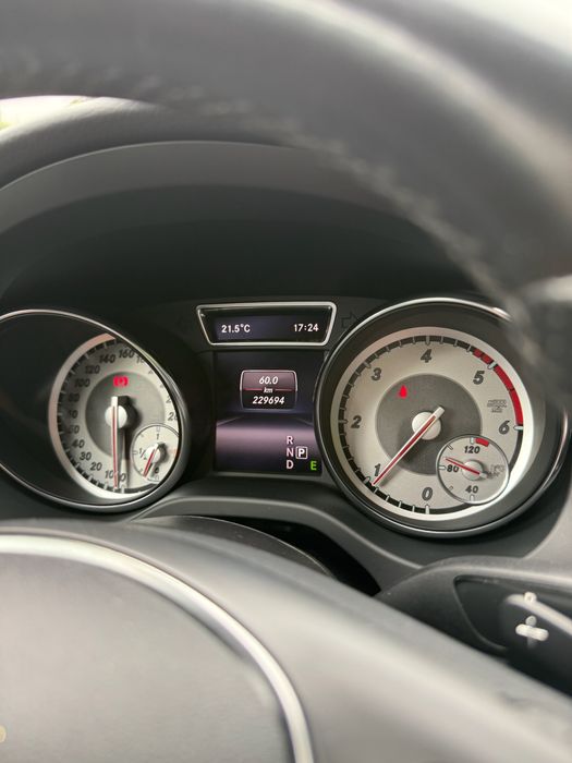 MERCEDES CLA 180d Auto ** Desde 189€ Mês**