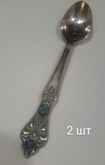 Мельхиоровые серебряные с позолотой ложки разные