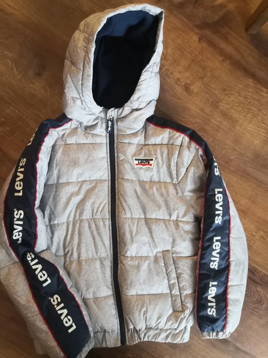 Zimowa ciepła kurtka Levis rozmiar 140.