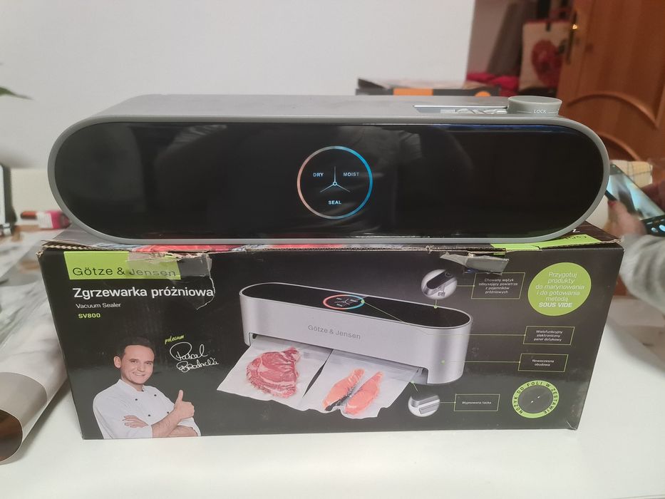 Zgrzewarka próżniowa GÖTZE & JENSEN SV800 automatyczna