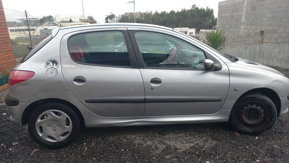 peugeot  206 carro