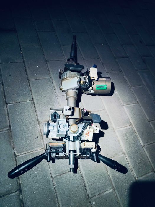 Daihatsu cuore 2003 rok auto na części.