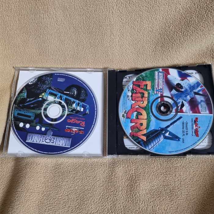 Cd Action 97 marzec 2004 Farcry PC