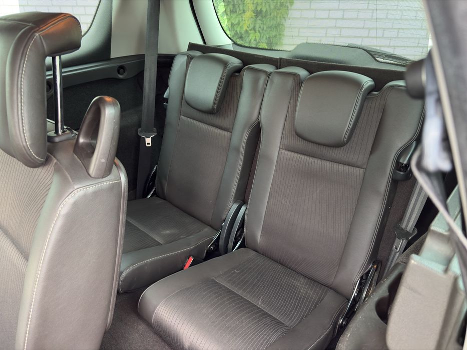 Renault Grand Scenic 7 Osobowy 2011 Automat 2.0 Diesel Wersja Bose 245000km