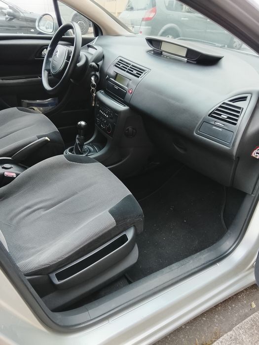 Citroën C4 1.4 .