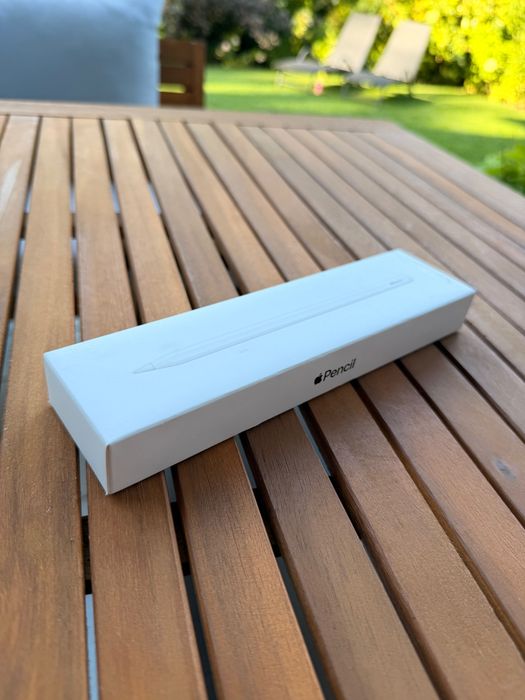 BOGATY ZESTAW Apple iPad Pro 11″ 4. generacji M2 128GB Wi‑Fi Space Gray + Logitech Combo Touch + Smart Folio + szkło 3MK