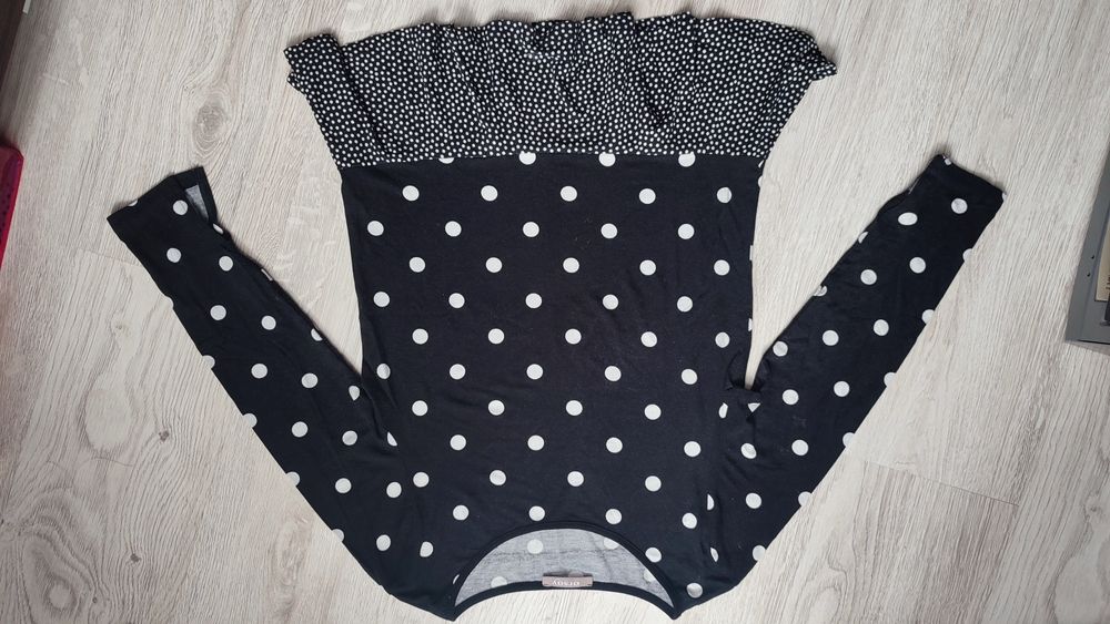 Bluzka z baskinką w groszki Orsay XS/S 34/36