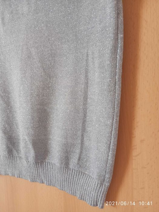 golf sweterek sweter bluzka błyszcząca srebrna nitka rozm S
