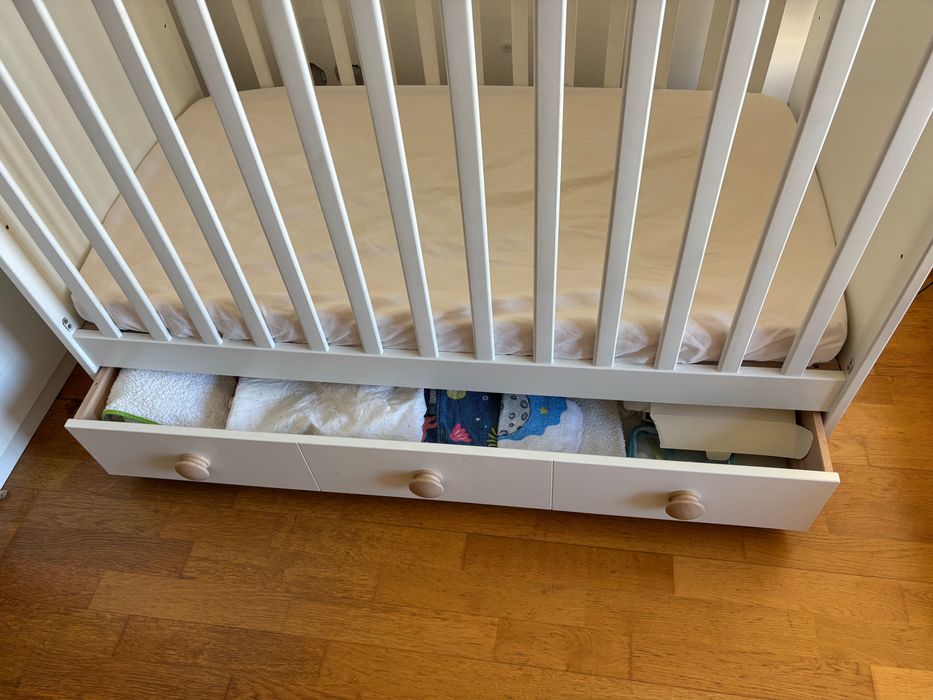 Cama grades + colchão ikéa 75e