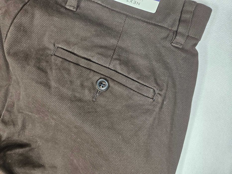 NEXT slim fit brązowe spodnie materiałowe chino ke/04122 W32L36 84cm