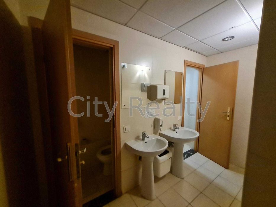 Офіс 152 м.кв. вул. Верхній Вал 4А Поділ метро Контрактова площа Без%